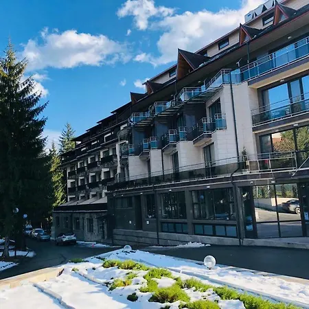 Luxury Studio Raya Apartmán *